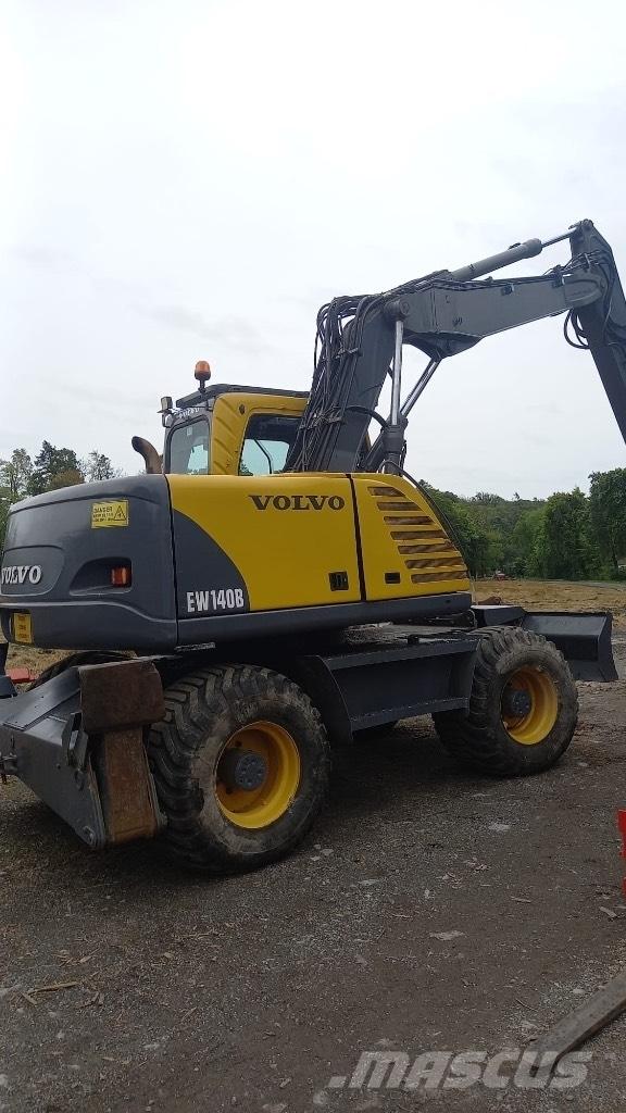 Volvo EW 140 B Колесни екскаватори