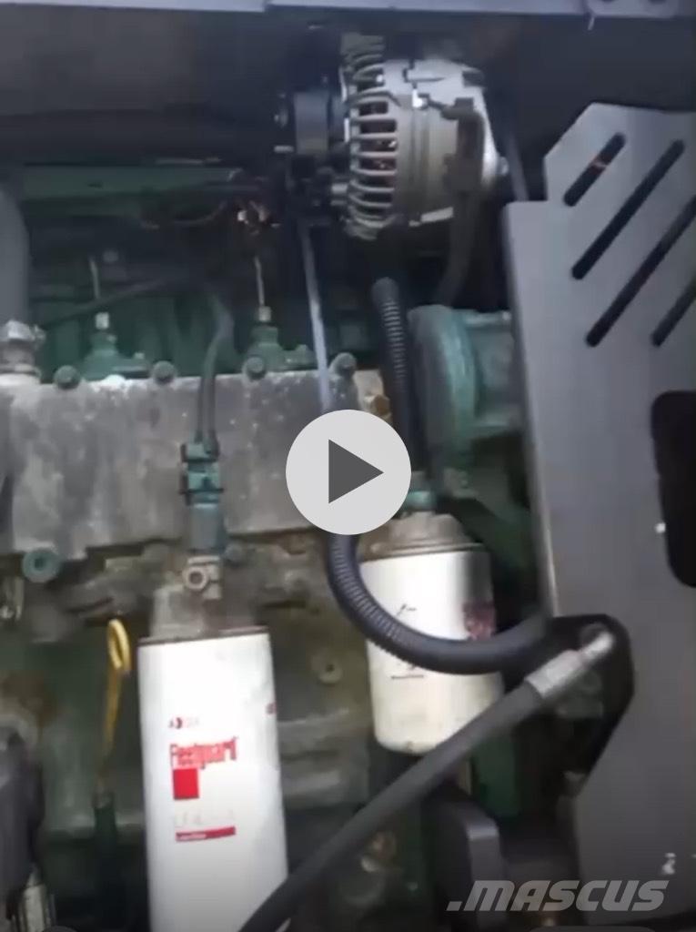 Volvo EW 140 B Колесни екскаватори