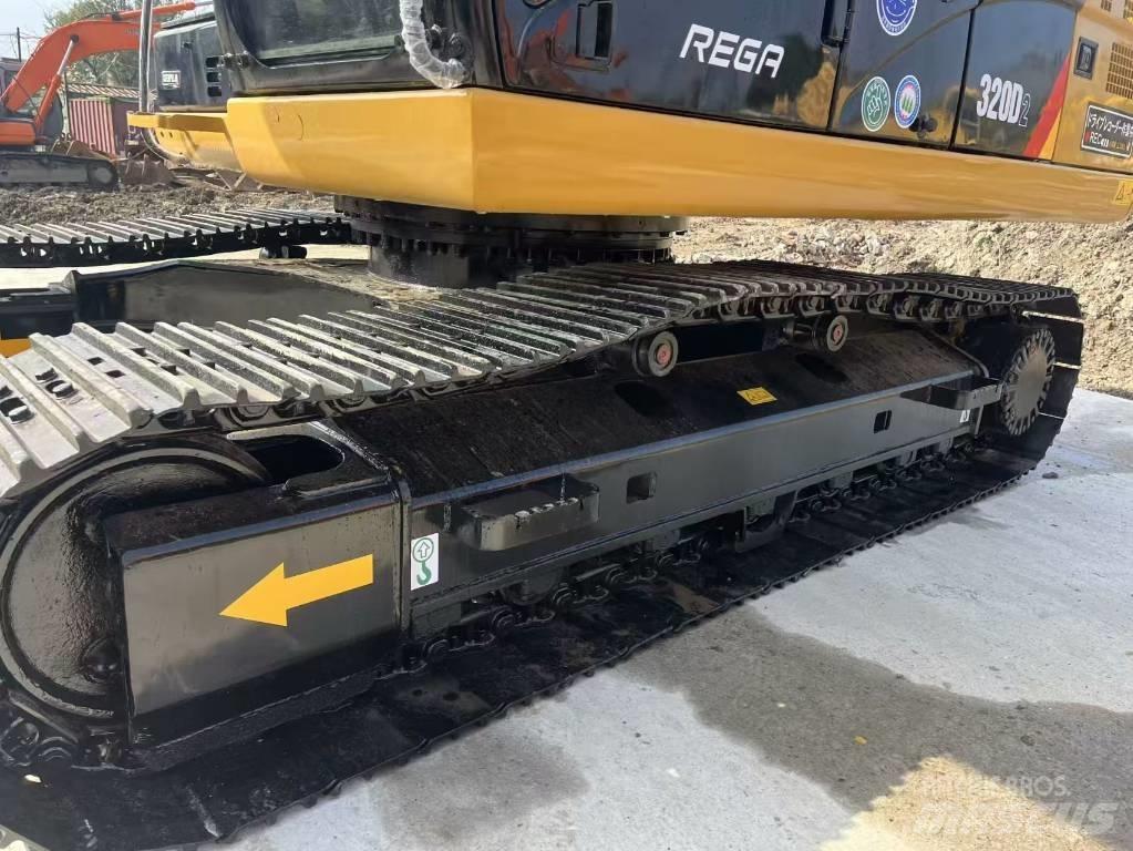 CAT 320 D Верижен екскаватор