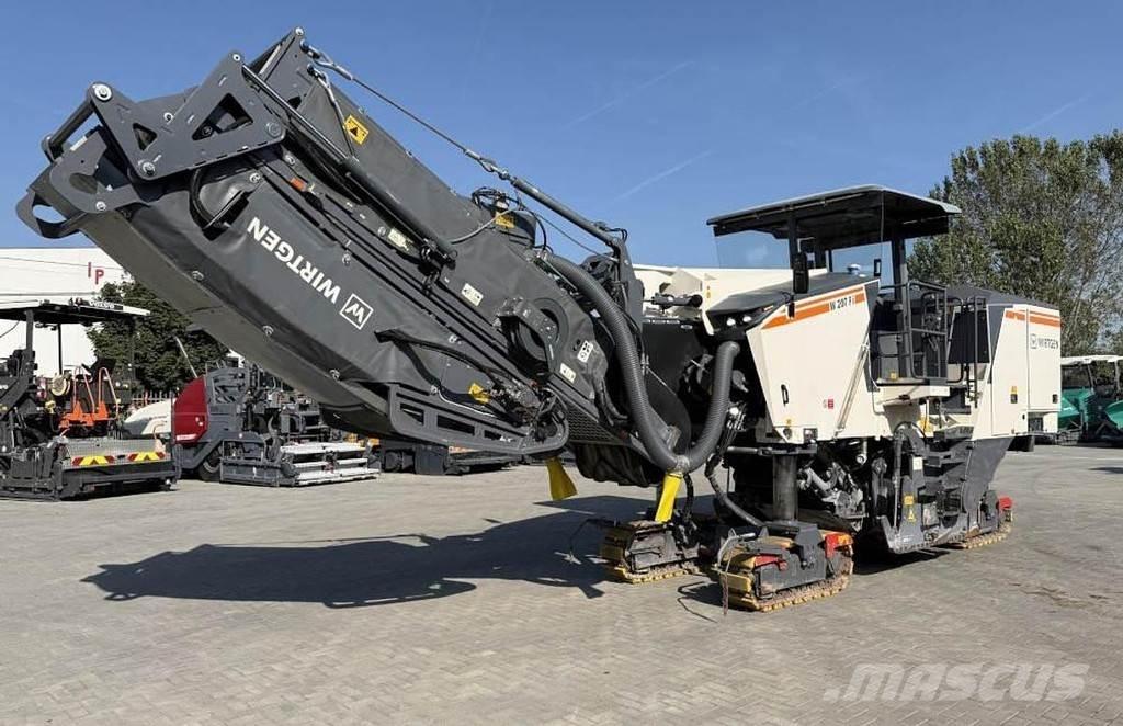 Wirtgen W 207 Fi Машини за студено раздробяване на асфалт