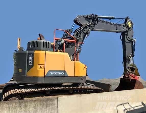 Volvo ECR 235 E Верижен екскаватор