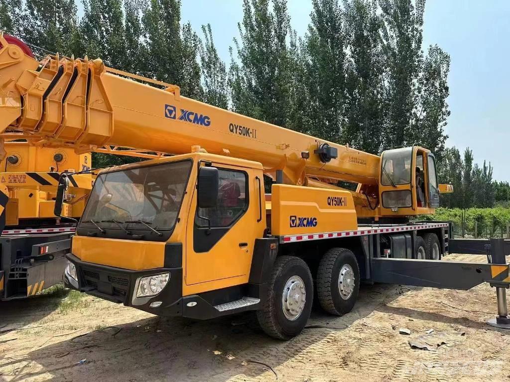 XCMG 50 Всъдеходни кранове