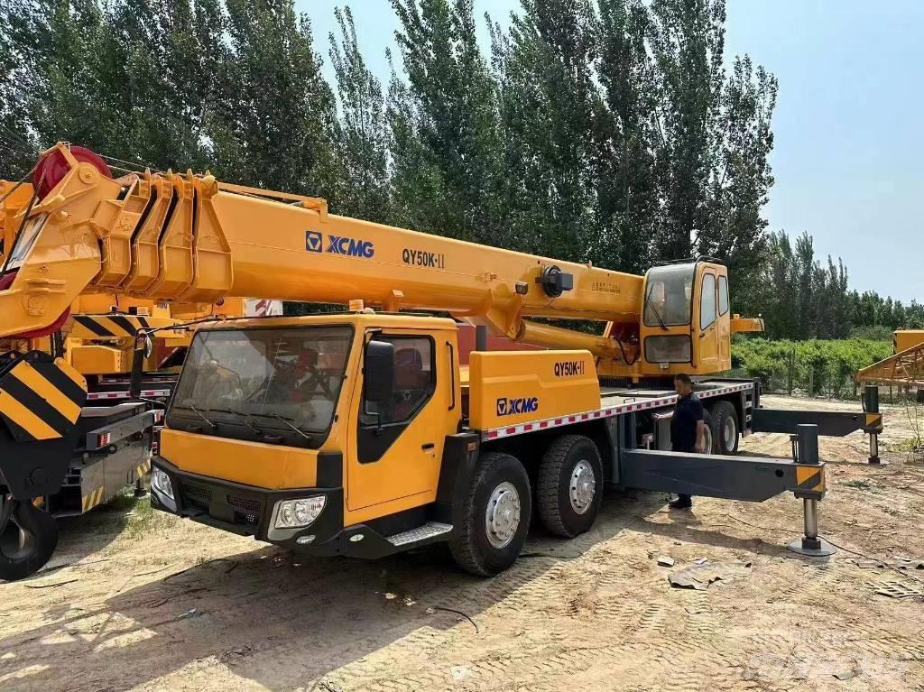 XCMG 50 Всъдеходни кранове