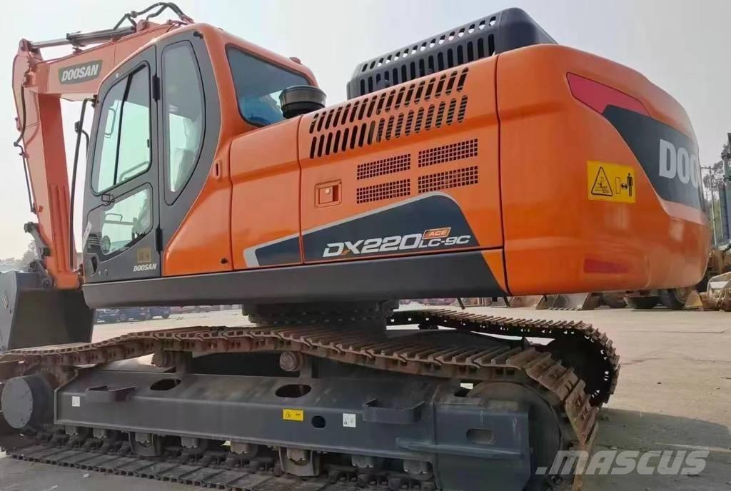 Doosan DX 220 Верижен екскаватор
