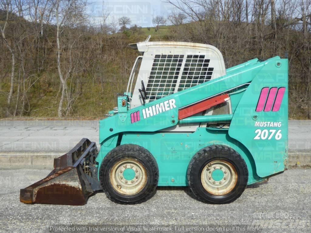 IHI Mustang 2076 Мини товарачи
