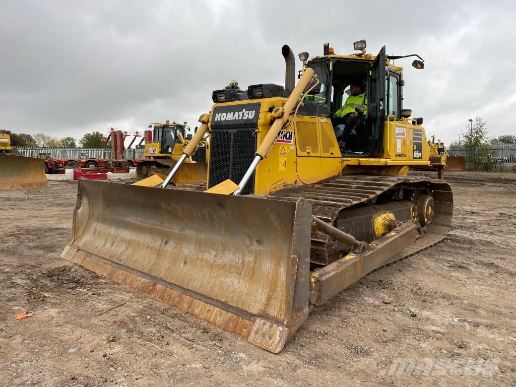 Komatsu D 65 PX-18E0 Верижни булдозери
