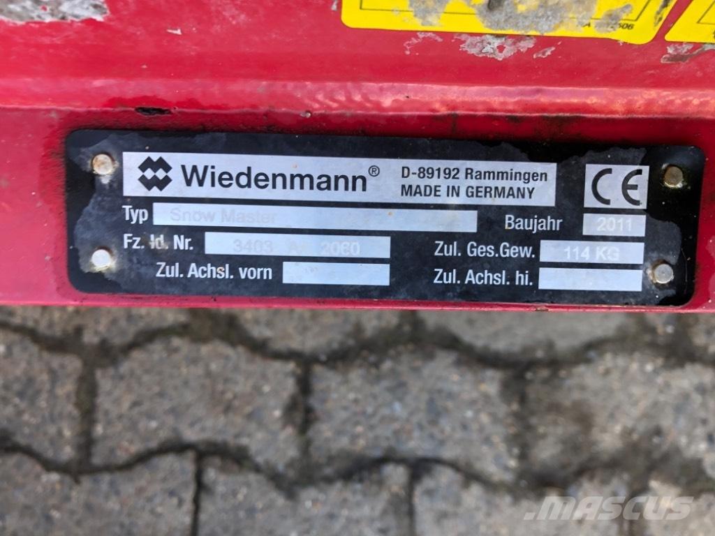 Shibaura ST 324 HST Компактни трактори