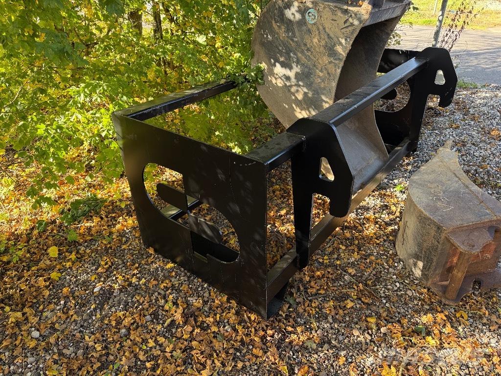 Takeuchi TB 260 Верижен екскаватор