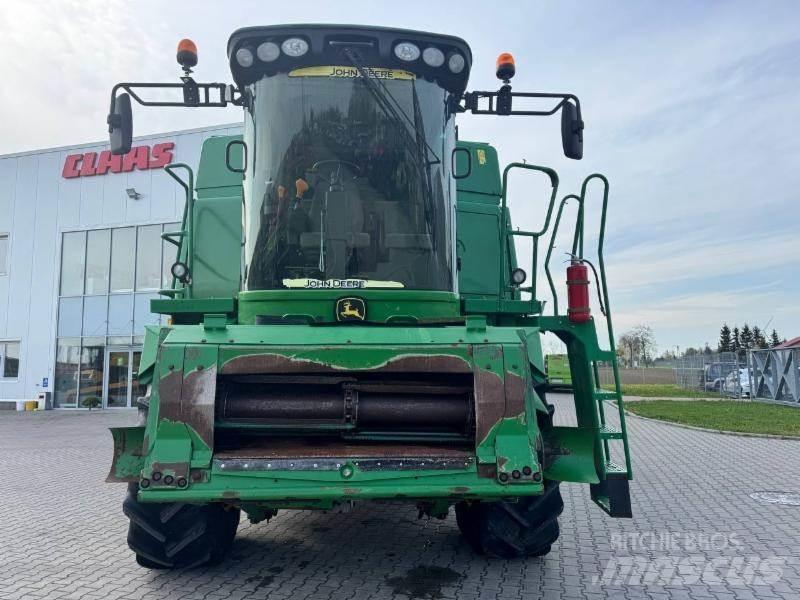 John Deere T 550 Комбайни