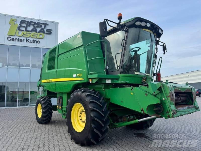 John Deere T 550 Комбайни