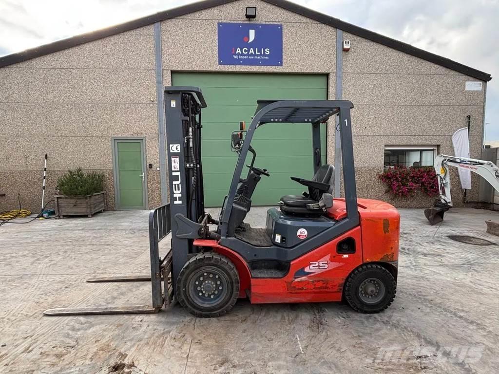 Heli CPCD25 CPCD25 Дизелови камиони