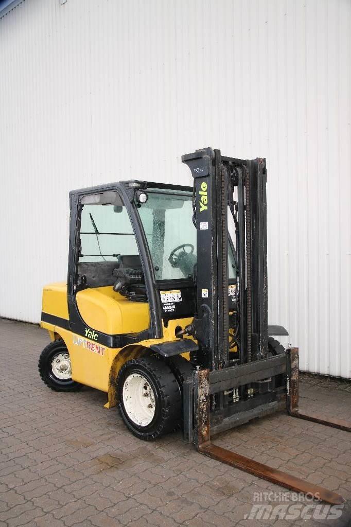Yale GDP40VX6 Дизелови камиони
