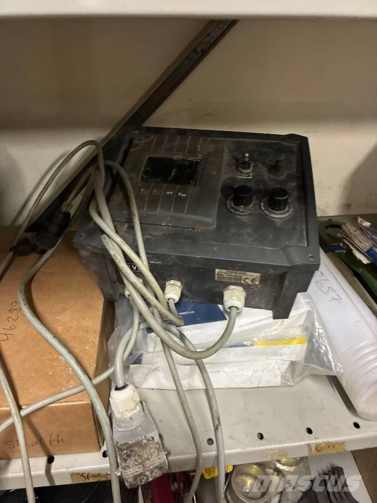 Fransgård STS 1800 Разстилачки на пясък и сол