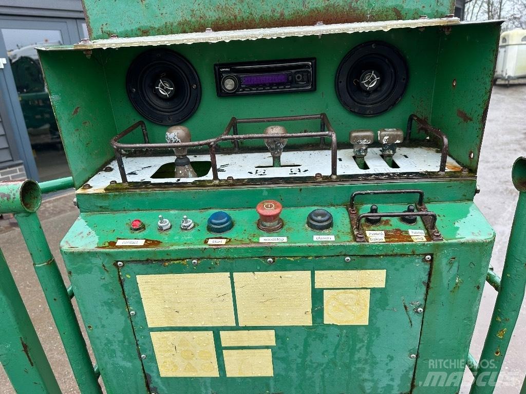Hitachi HX 99 B Телескопични повдигачи
