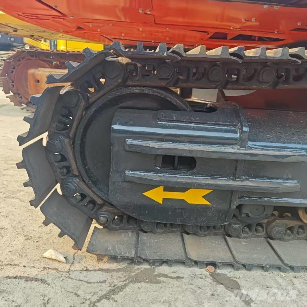 Doosan DX 300 LC Верижен екскаватор