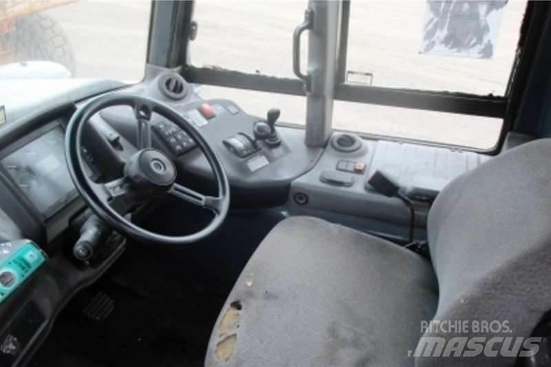Bell B30D Дъмпери/моторни превозни средства