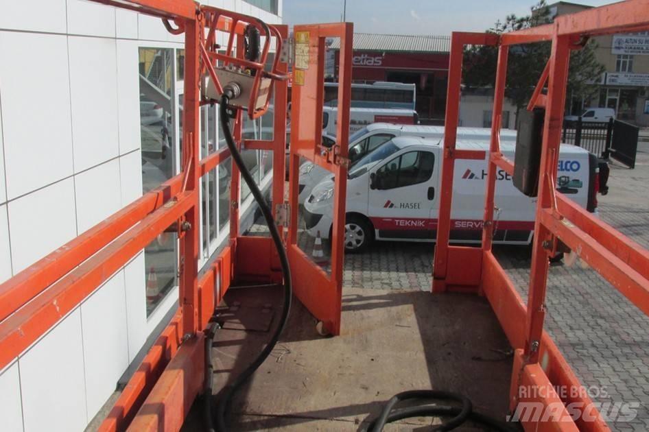 JLG 180-12 Ножични работни платформи