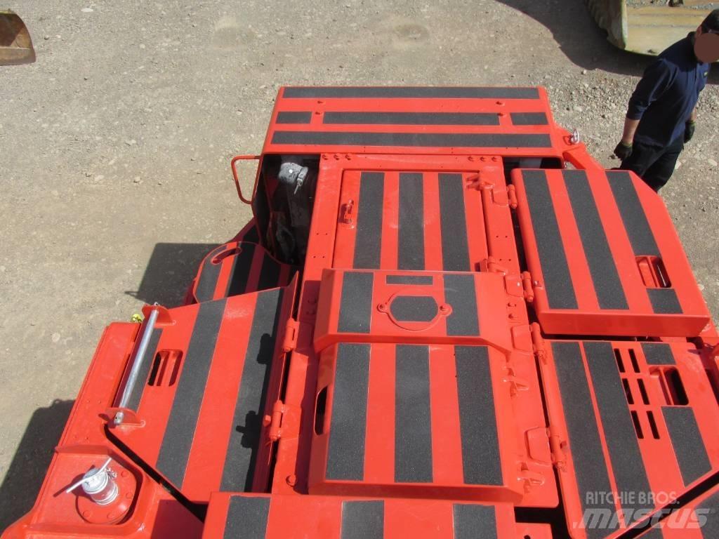 Sandvik LH410 Подземни товарачи