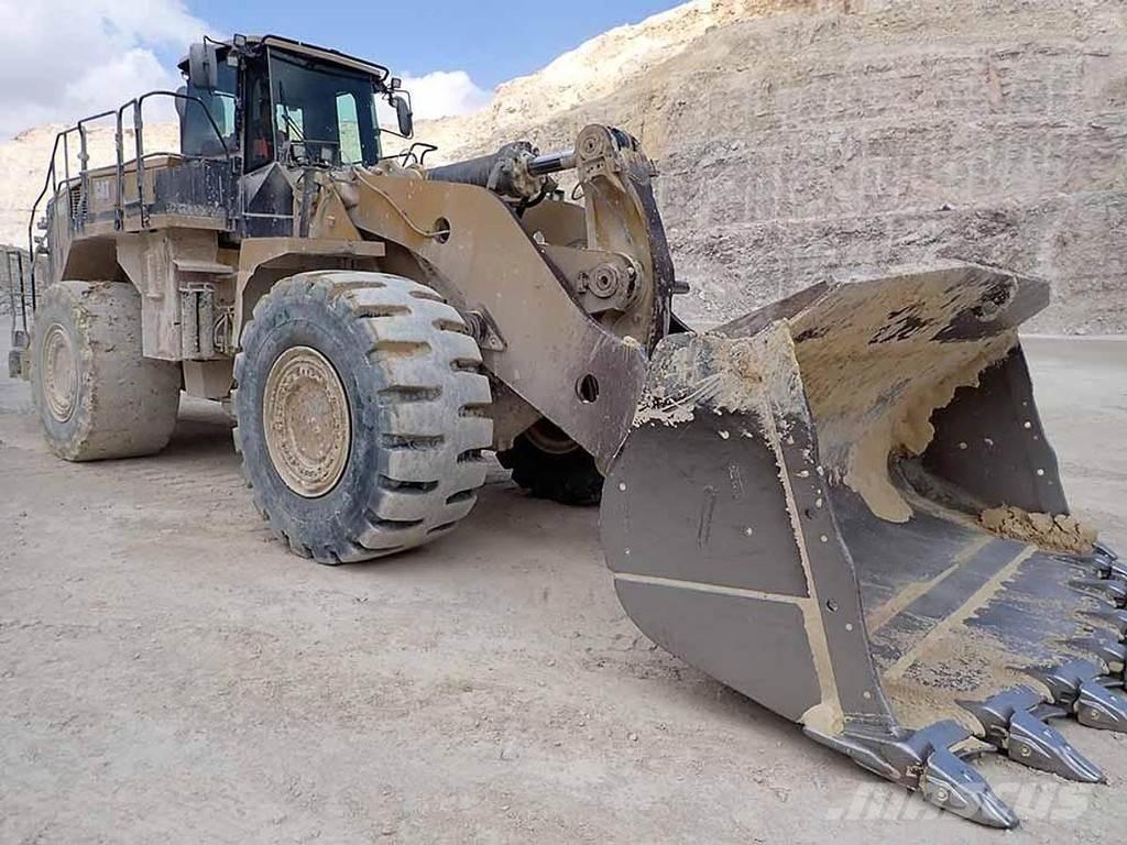 CAT 988K Колесни товарачи