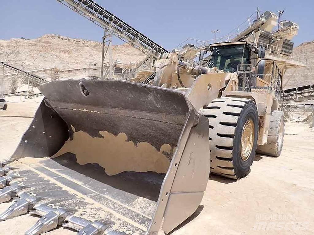 CAT 988K Колесни товарачи