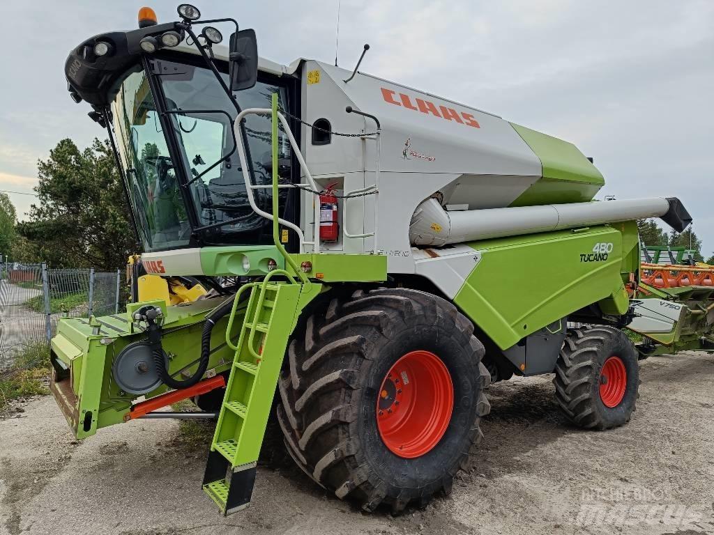 CLAAS Tucano 480 Комбайни