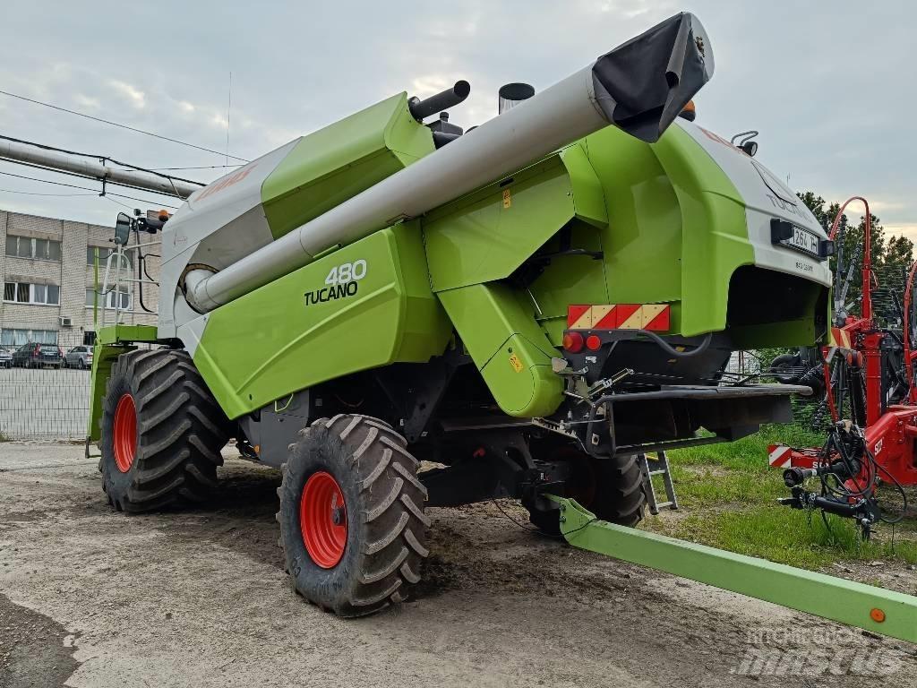 CLAAS Tucano 480 Комбайни