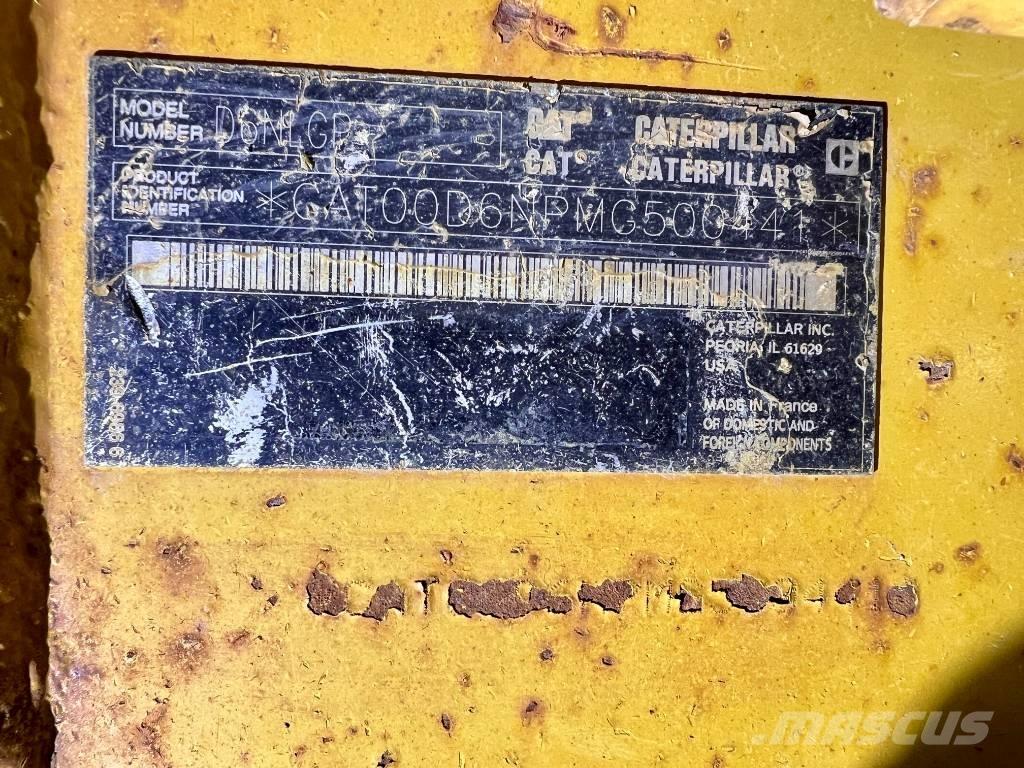 CAT D6N LGP Верижни булдозери

