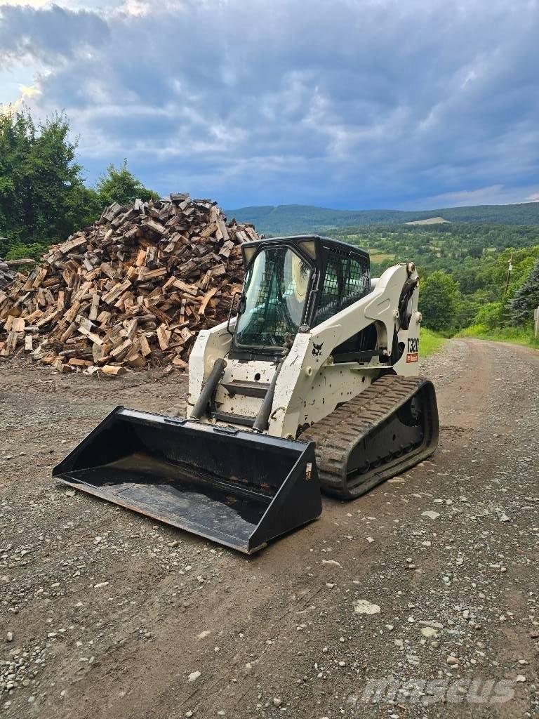 Bobcat T 320 Мини товарачи
