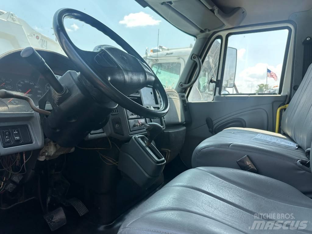 International 4300 Камиони за отпадъци