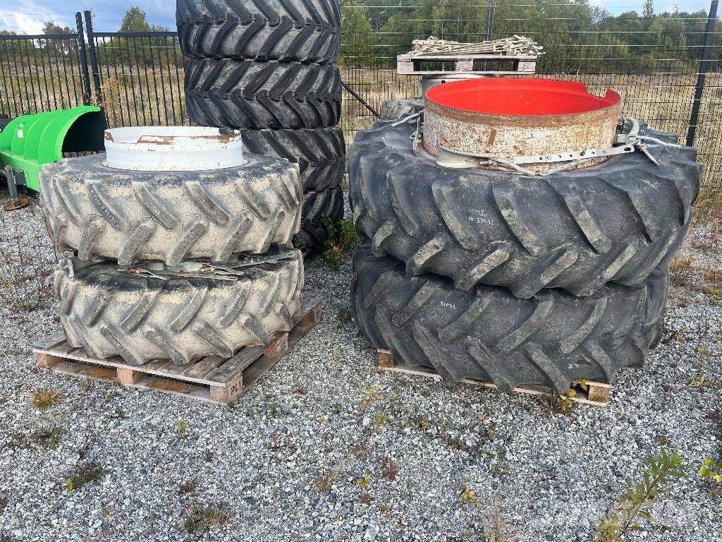 CLAAS Arion 640 Трактори