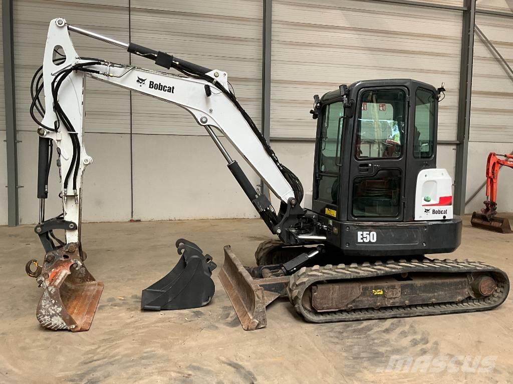 Bobcat E 50 EM Мини екскаватори < 7 т