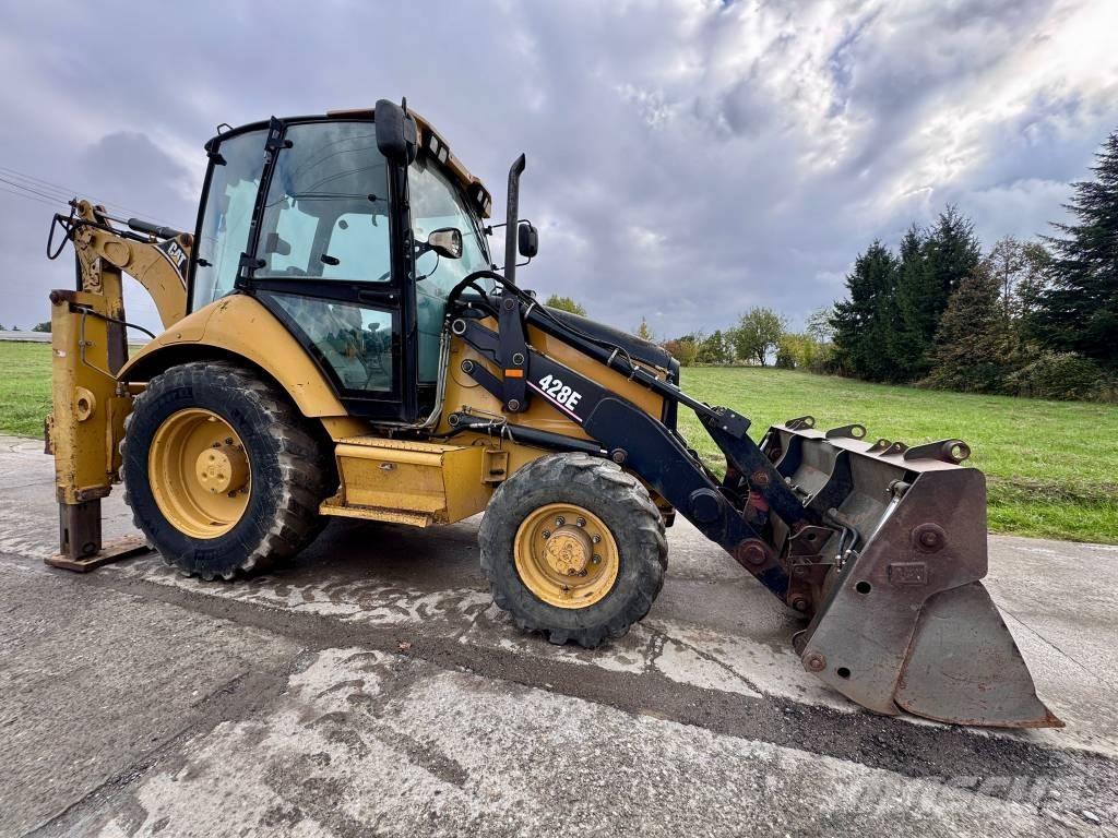 CAT 428 E Товарач със заден ексватор