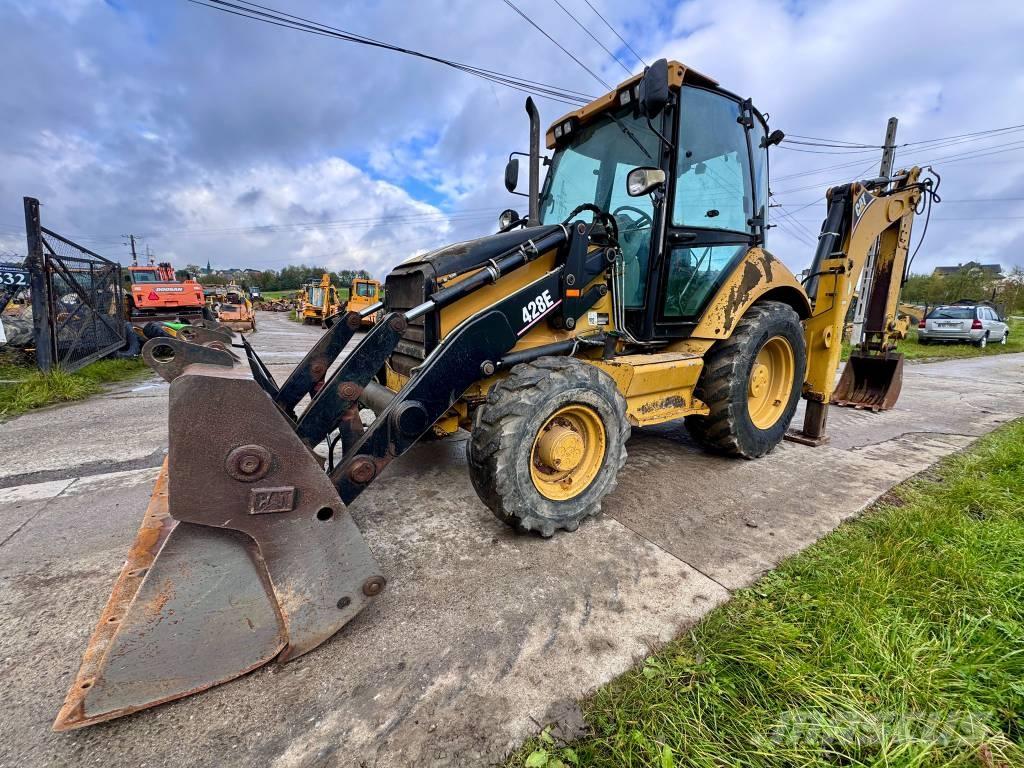 CAT 428 E Товарач със заден ексватор