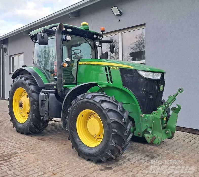 John Deere 7200 R Трактори