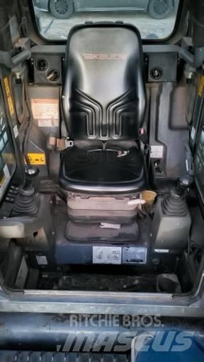 Takeuchi TL8 Мини товарачи
