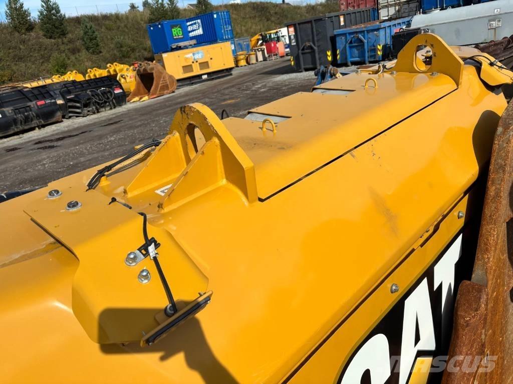 CAT 395 Верижен екскаватор