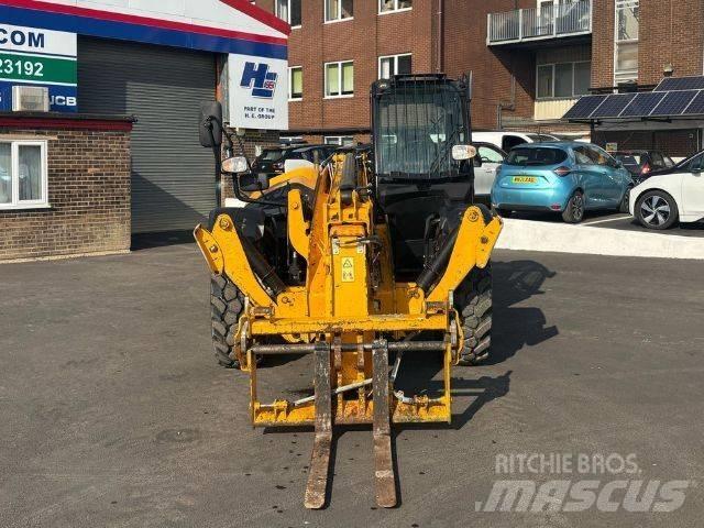 JCB 540-140 Телескопични товарачи