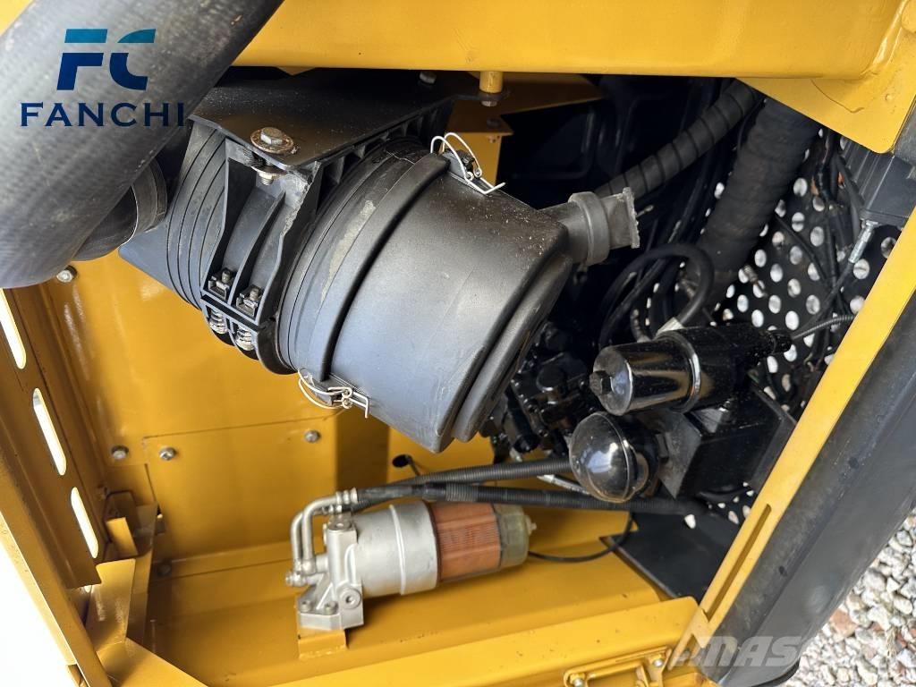 XCMG XE 85 DA Верижен екскаватор