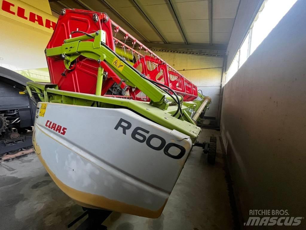 CLAAS LEXION 750 ACR Комбайни