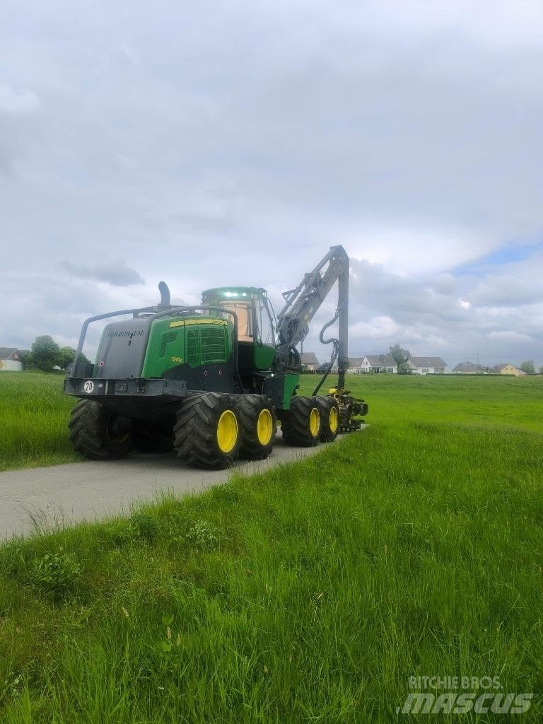 John Deere 1270G 8WD Харвестери