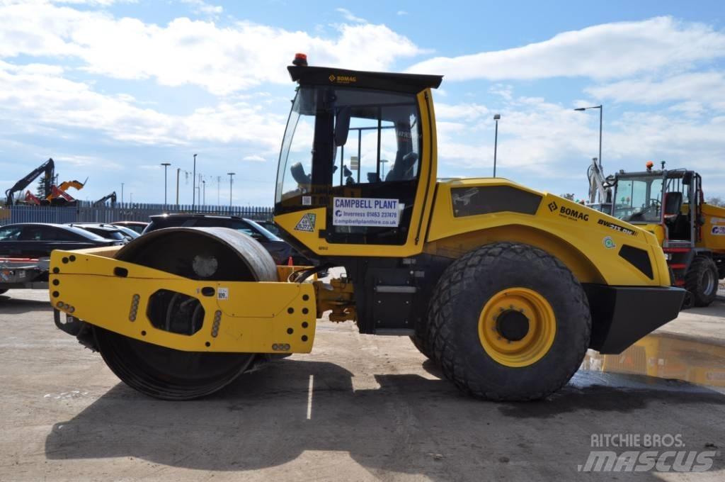Bomag BW 213 D H-5 Еднобарабанни ролки

