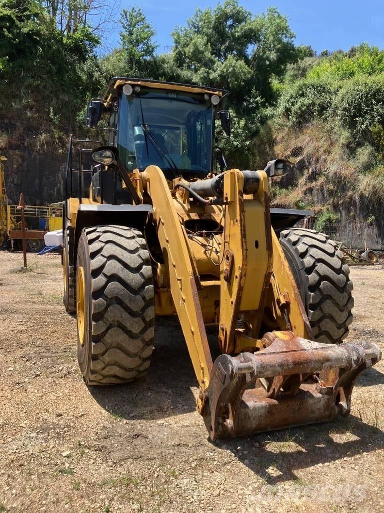 CAT 950 M Колесни товарачи
