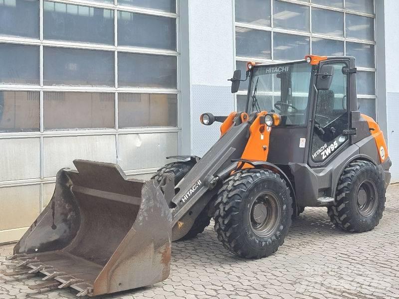 Hitachi ZW 95-6 Мини товарачи
