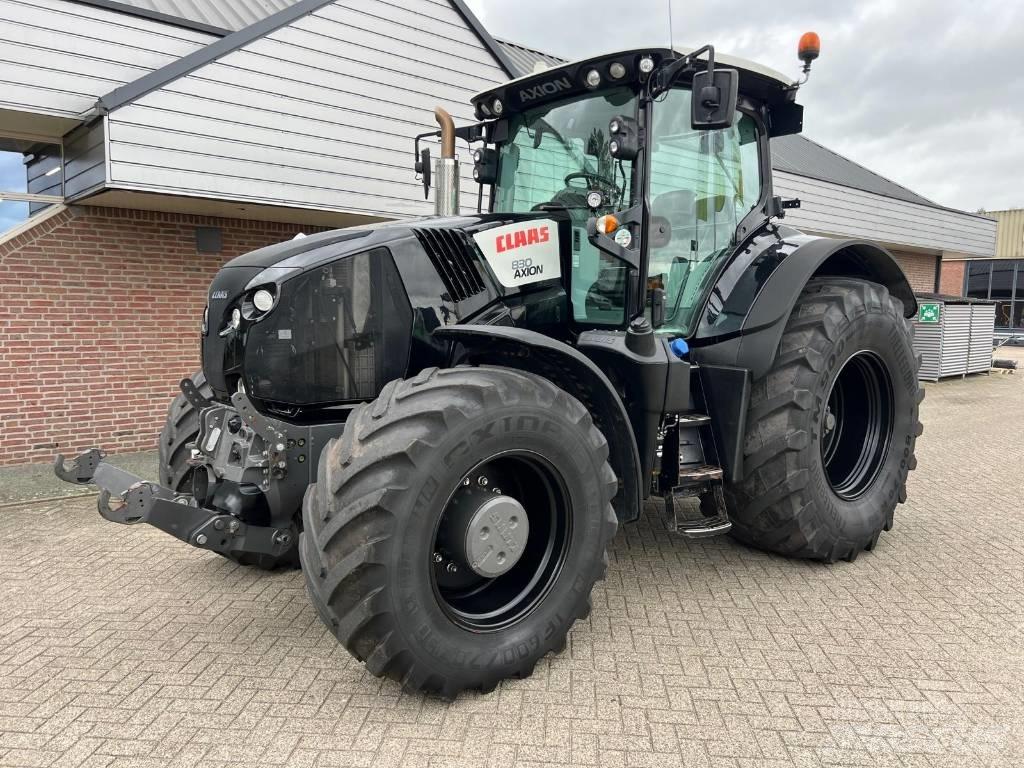 CLAAS Axion 830 Трактори
