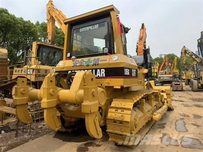CAT D 6 G Верижни булдозери
