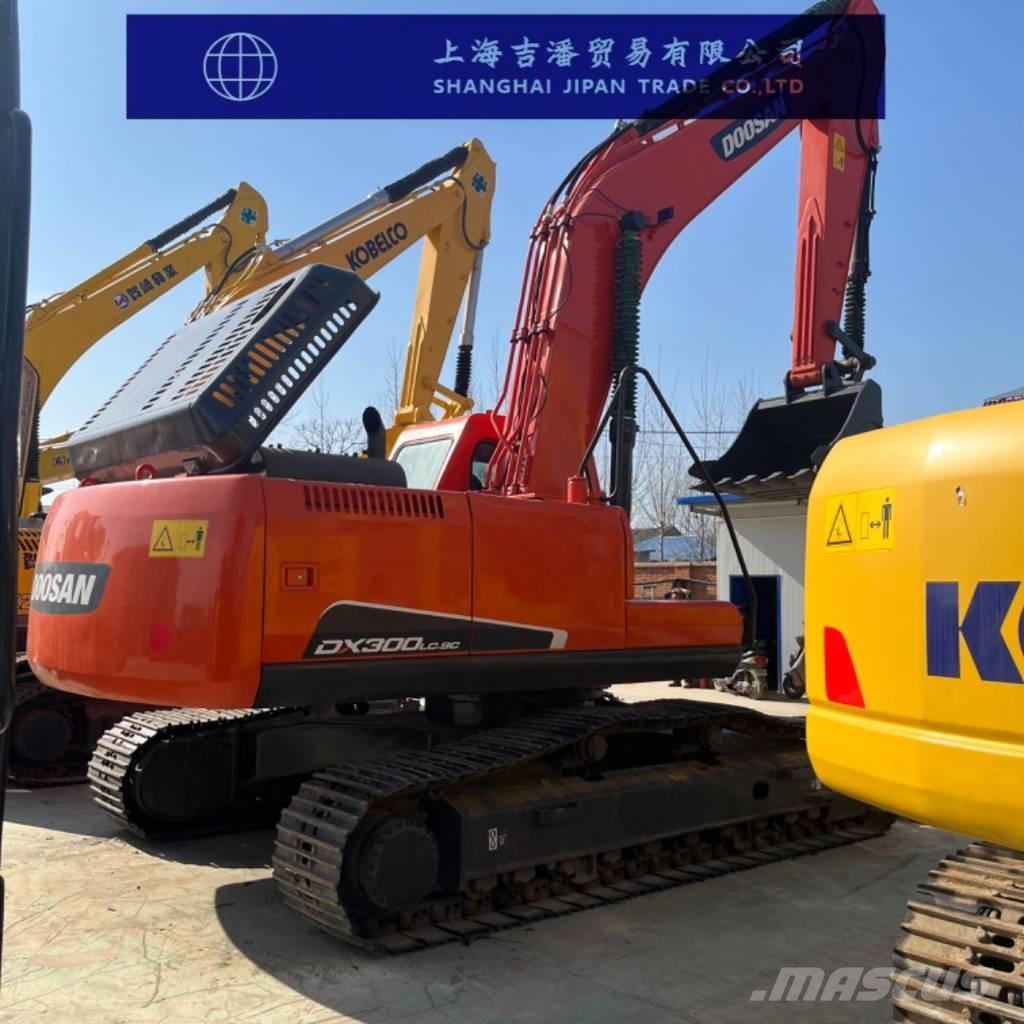 Doosan DX 300 Верижен екскаватор