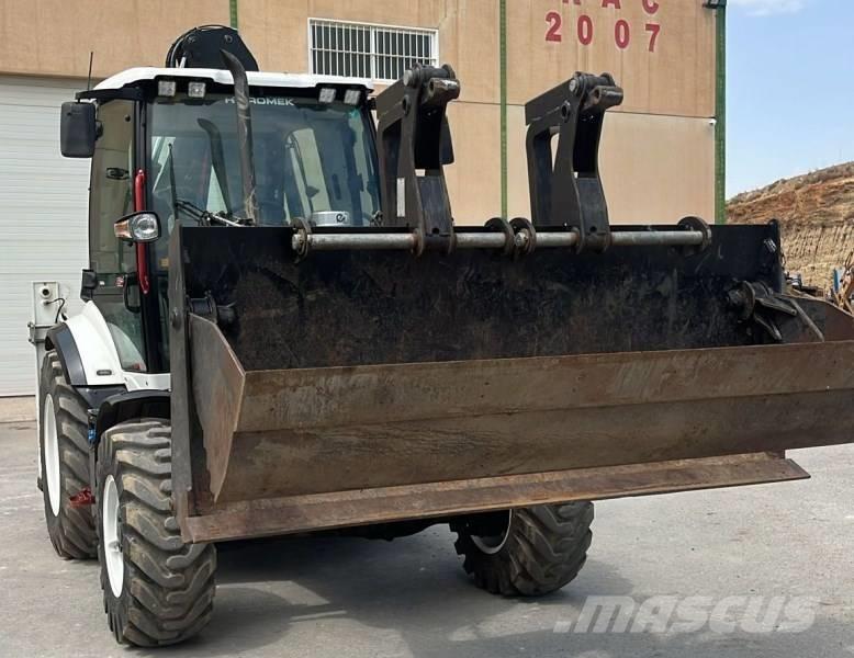 Hidromek HMK 102 B Товарач със заден ексватор