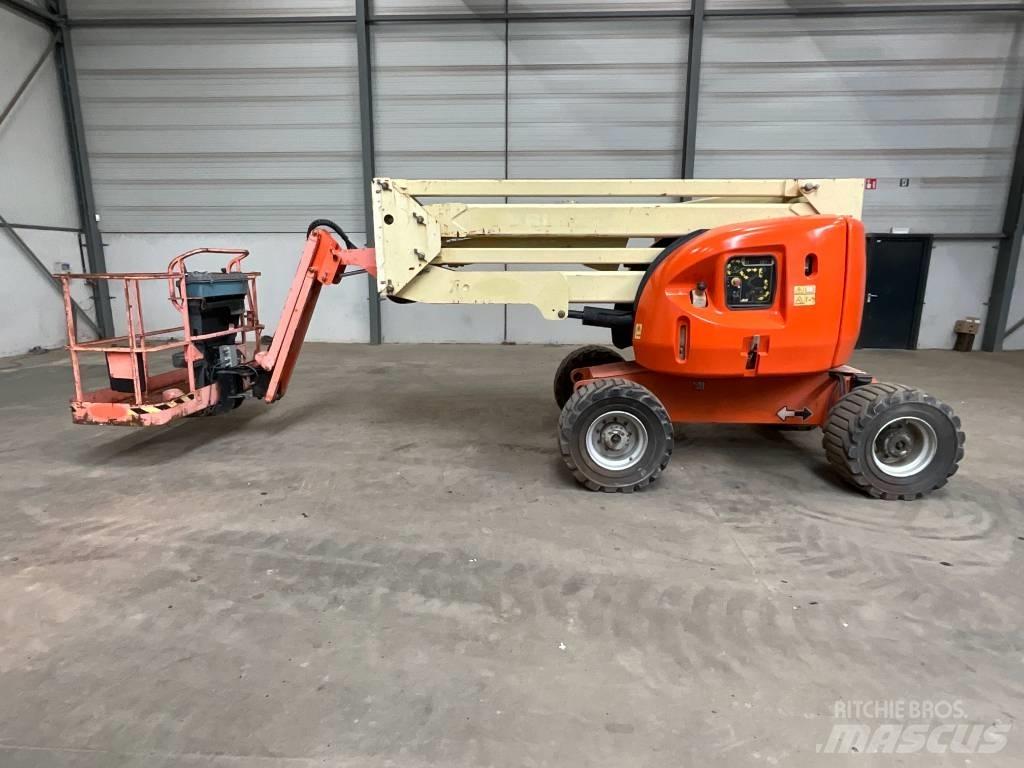 JLG 450 AJ Съчленени стрелови подемници