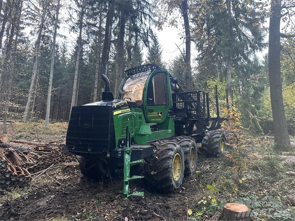 John Deere 1510G Форуардери