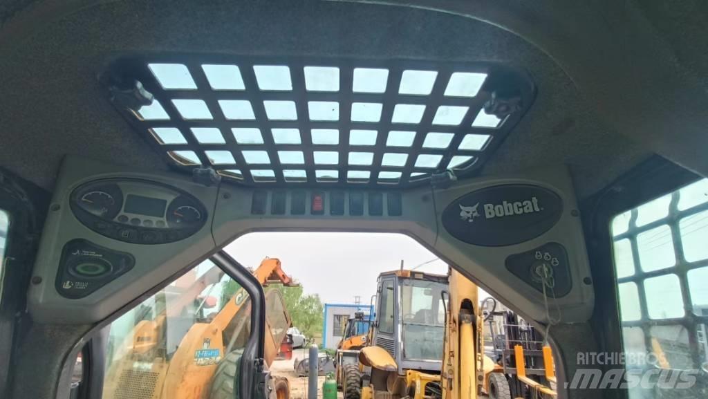 Bobcat S 160 Мини товарачи
